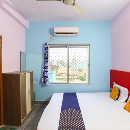 Hotel Alaka Purî Extérieur photo