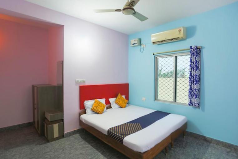 Hotel Alaka Purî Extérieur photo