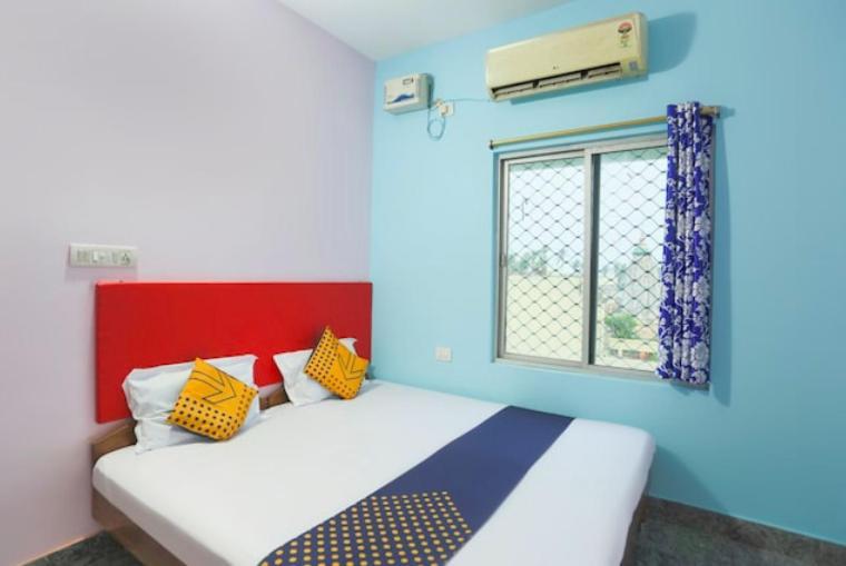 Hotel Alaka Purî Extérieur photo