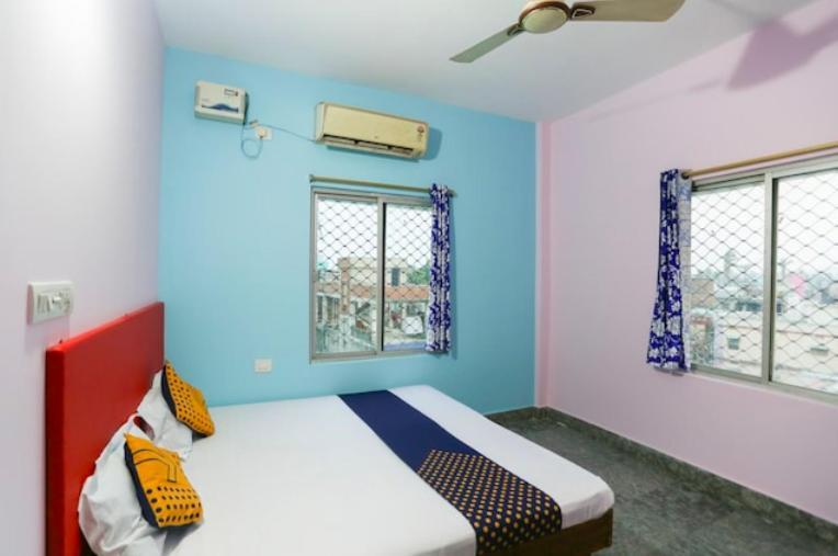 Hotel Alaka Purî Extérieur photo